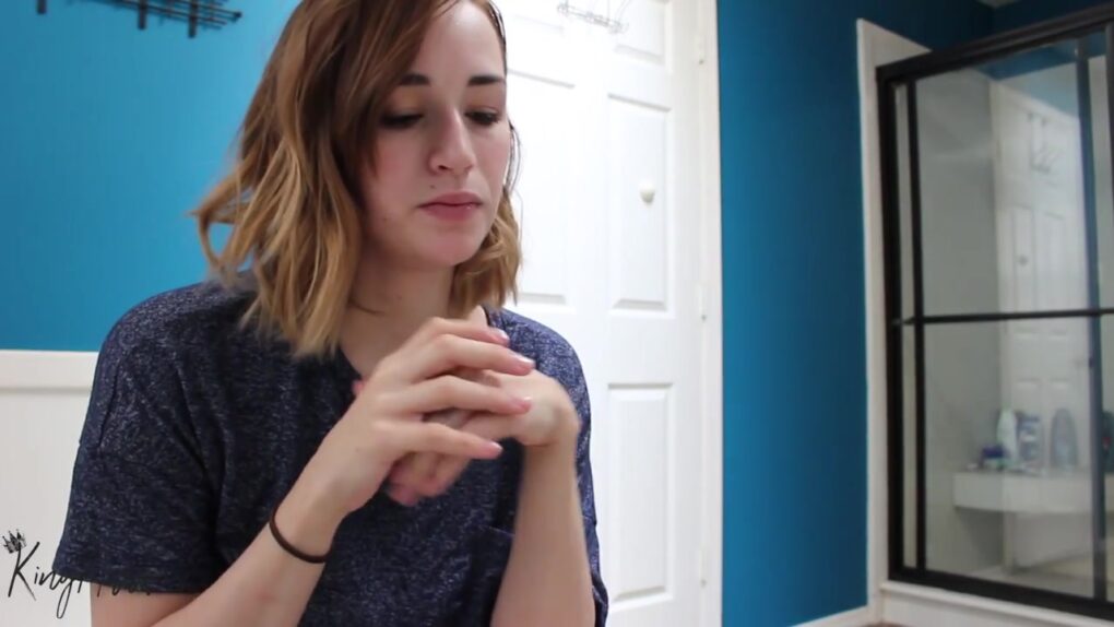 AuroraXoxo – Crisis Jerk Off To Your Step Mom