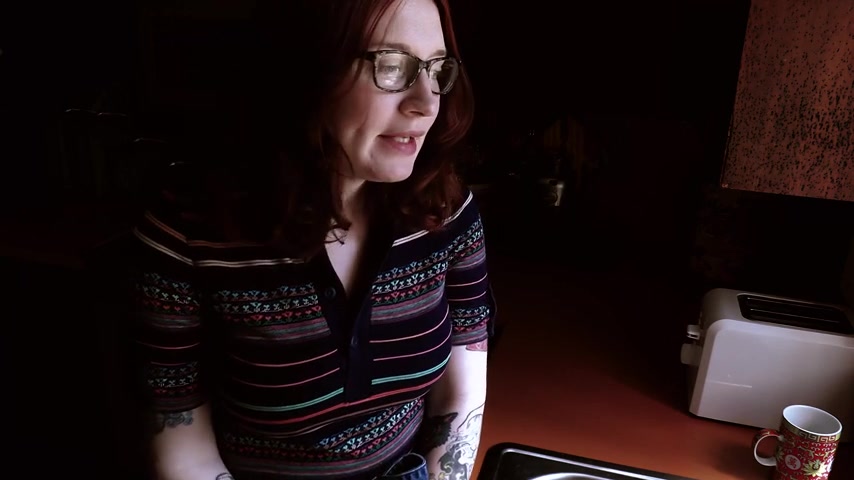 Bettie Bondage – Flirting with Mom Through the Decades 450