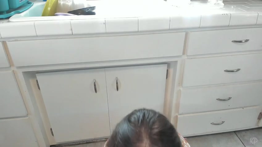 Kelly Payne – Mom Teaches Sons Virgin Friends