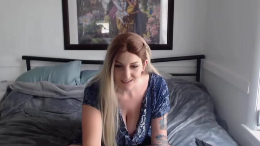 Kelly Payne – Mom Rates Sons Dick