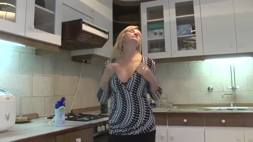 Slutty porn with mom at home