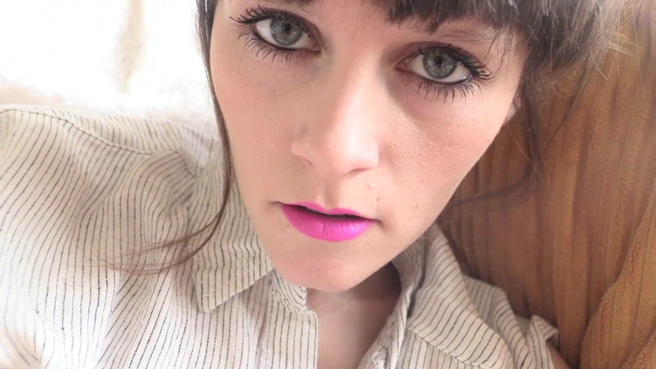 Sydney Harwin – First Time With Mom