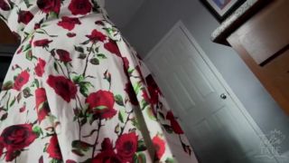 Talia Tate – Mom’s Fullback Panties Sniffing CEI