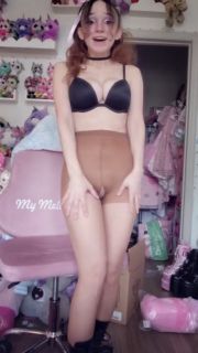 Krissi Pookie – Seducing Uncle with Heels and Hose